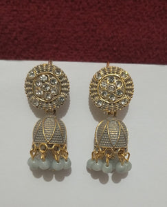 grey round jhumki